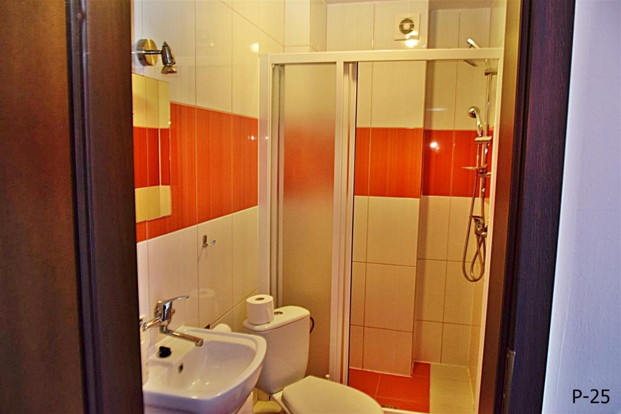Bed and Breakfast Pod Debem Krynica Morska Exterior foto
